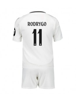 Otroški Nogometna dresi replika Real Madrid Rodrygo Goes #11 Domači 2024-25 Kratek rokav (+ hlače)